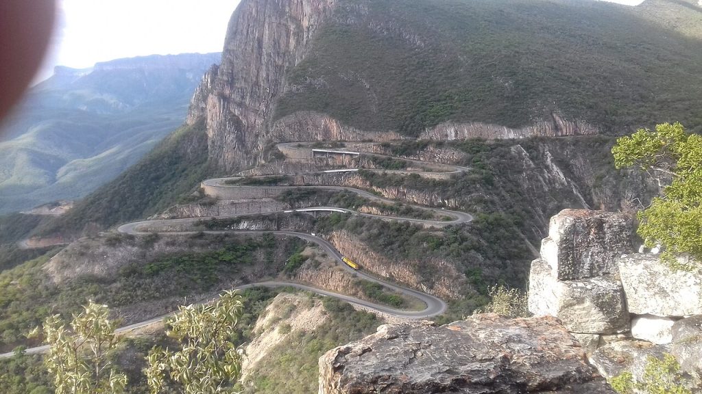 px Serra da Leba Road jpg
